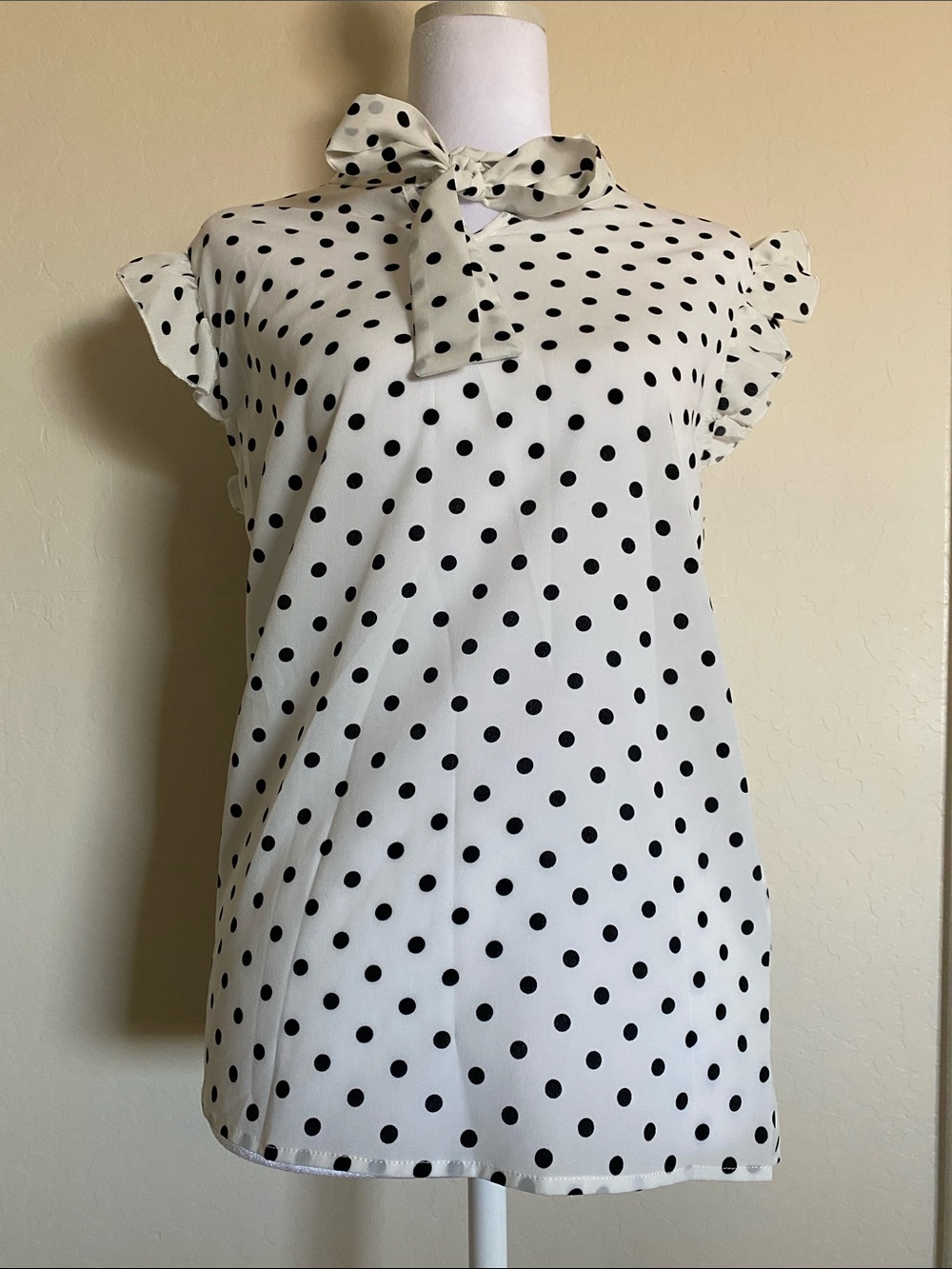 Women’s White and Black Polka Dot Blouse Top